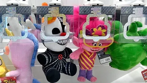 Fargerike, barnlige dyrefigurer for småbarn.